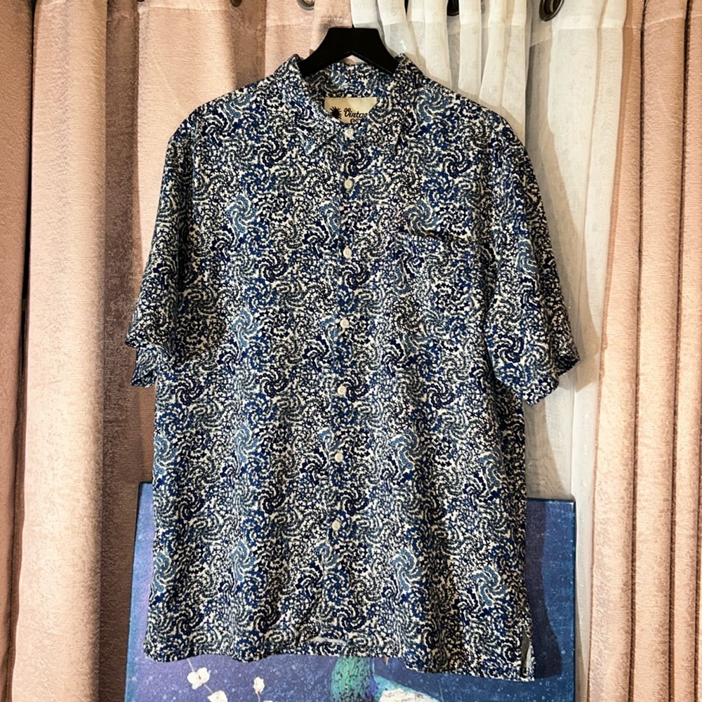 Vintage Silk Size XXL Short Sleeve Button Down Shirt